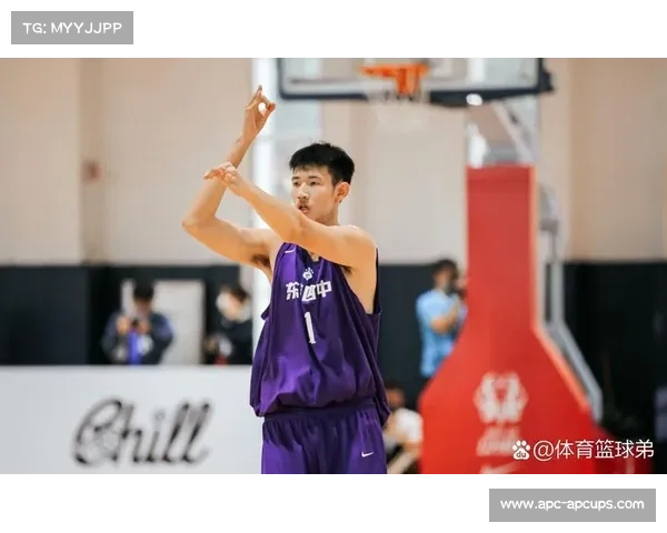 绝了!先宣布退役后再复出成球队核心大腿的震撼故事