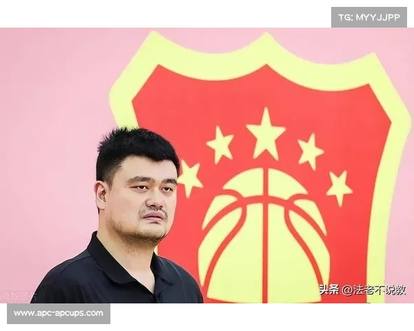 姚明称赞中国女排主帅为未来之星展现卓越领导力与潜力 姚明称赞中国女排主帅为未来之星展现卓越领导力与潜力