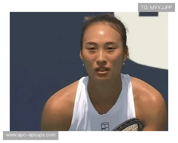 六战难破魔咒郑钦文再负萨巴伦卡痛失良机无缘迈阿密四强席位