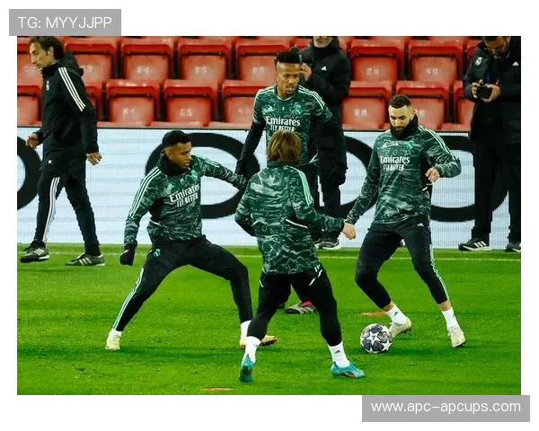 本赛季西甲五次间接任意球破门皇马贡献三球展现强大进攻火力气势 本赛季西甲五次间接任意球破门皇马贡献三球展现强大进攻火力气势