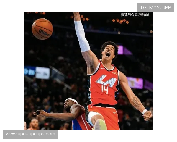 莱昂纳德八场连砍二十分火热状态引领球队强势前行新篇章再拓疆域