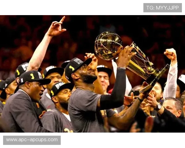 詹姆斯坦言总决赛并非易事重新审视昔日理所当然的荣耀之路漫长旅