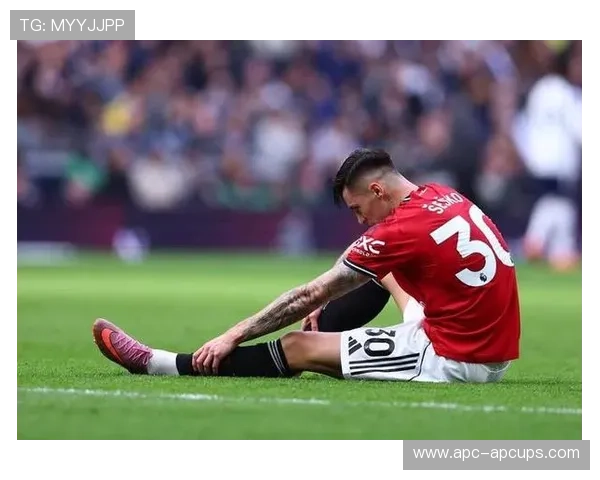 费迪南德爱子洛伦斯离开布莱顿租借加盟第七级别球队开启历练新征程